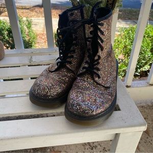 Dr. Martens 1460 Rainbow Glitter Y size 6